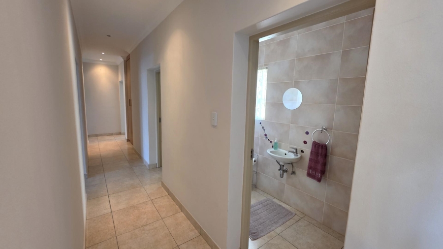 4 Bedroom Property for Sale in Leloko North West